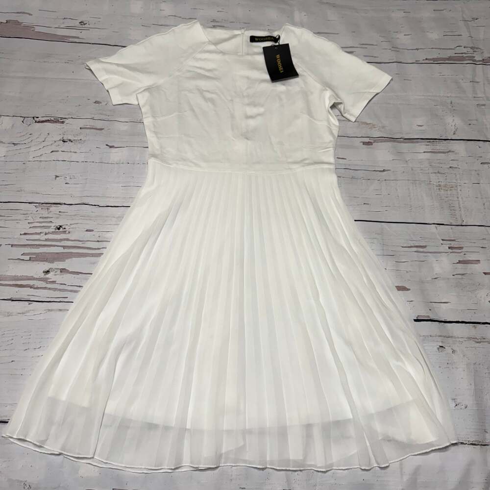 Woosea Women Pleated Dress White Size M Length knee
